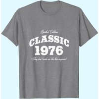 45 Year Old Vintage Classic Car 1976 Birthday T-Shirt for Men — Mens T Shirts