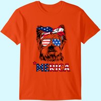 T-shirt pour hommes avec le drapeau américain et Yorkshire Terrier — T-shirts pour hommes