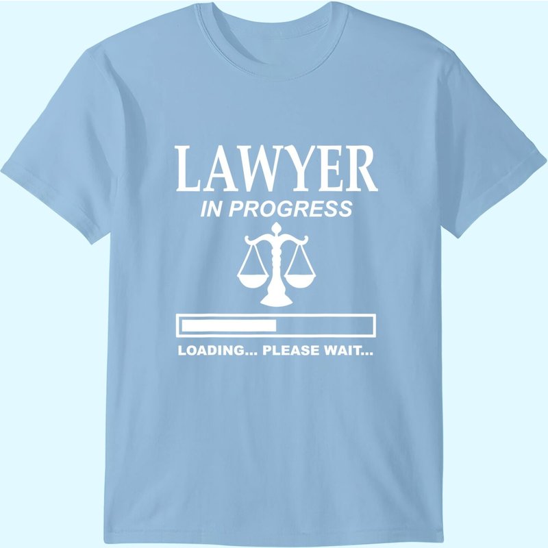 T-Shirt Avocat en Devenir Échelles de la Justice pour Hommes — T-shirts pour hommes