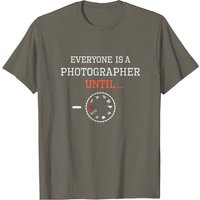 T-shirt Tout le monde est photographe jusqu'à ce qu'il soit pour hommes — T-shirts pour hommes