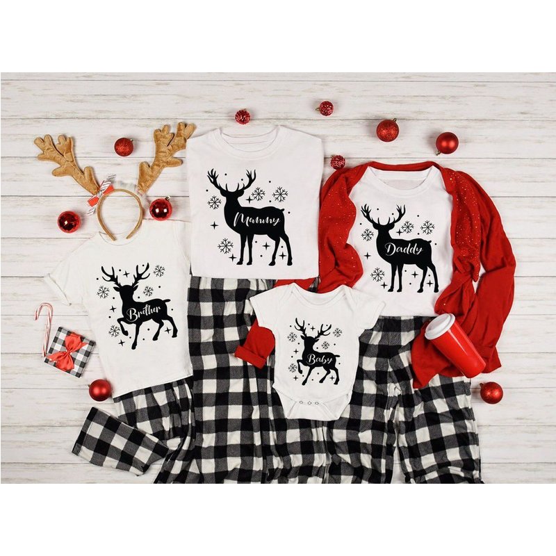 T-shirt personnalisé de Noël en famille avec renne pour hommes — T-shirts pour hommes