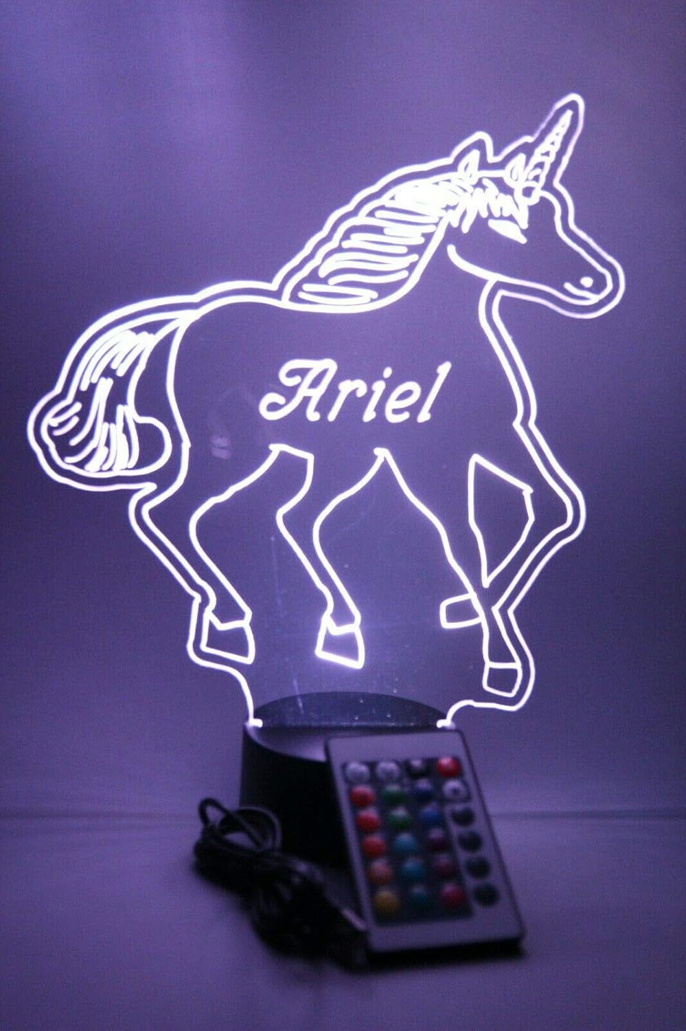 Lampe de Bureau LED Unicorn avec Télécommande et 16 Options de Couleur — Lampe de bureau menée