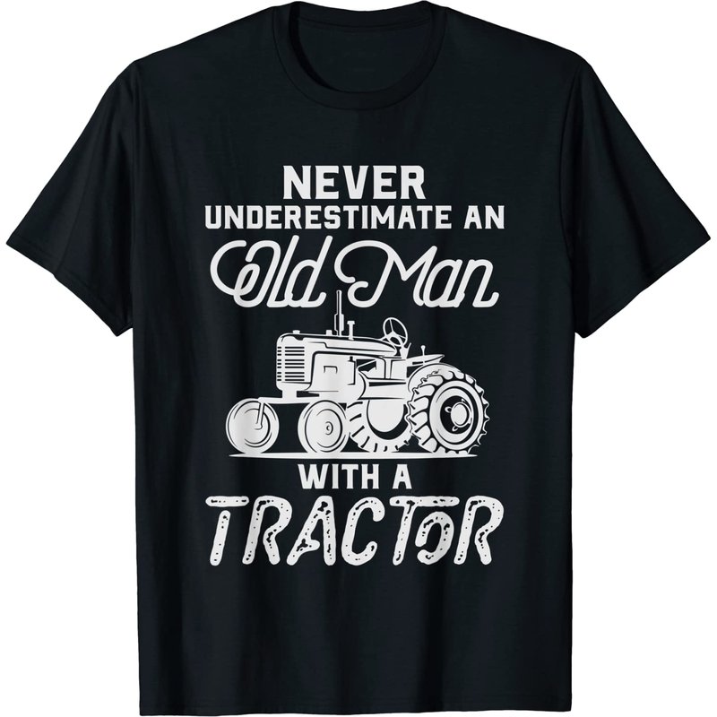 T-shirt Homme Never Underestimate An Old Man With A Tractor — T-shirts pour hommes