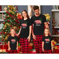 T-Shirt de Noël assorti pour hommes avec ours en plaid — T-shirts pour hommes