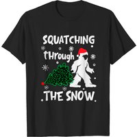 T-shirt Squatching Through The Snow Christmas Sasquatch Santa Hat — T-shirts pour hommes
