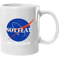 Mug humoristique Not Flat We Checked sur la Terre plate