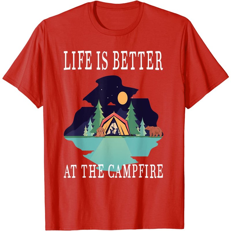 La vie est meilleure au campfire T-shirt Happy Camper pour hommes — T-shirts pour hommes