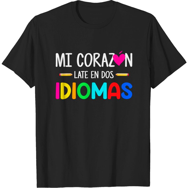 T-shirt enseignant bilingue Mi Corazon Late En Dos Idiomas — T-shirts pour hommes