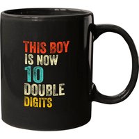 Ce garçon a maintenant 10 ans Mug d'anniversaire — Tasses et gobelets