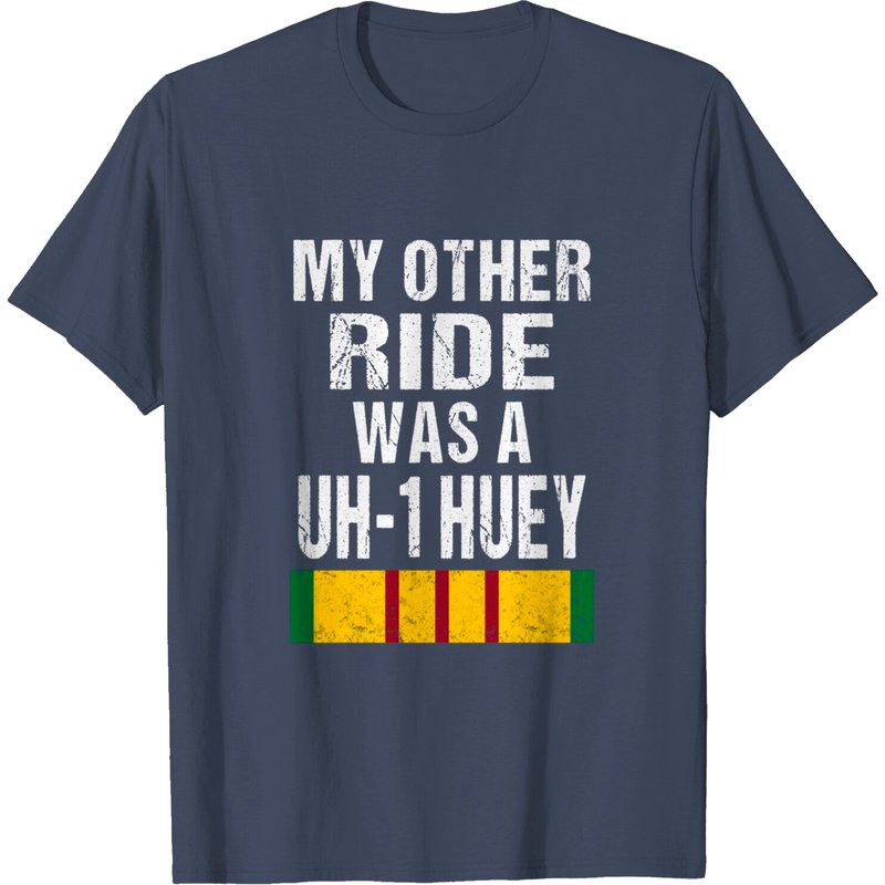 T-shirt pour hommes Vietnam Veteran Biker UH-1 Huey Helicopter — T-shirts pour hommes