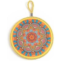 Dessous de tasse en porcelaine avec motif mandala et corde suspendue — Gadgets de cuisine