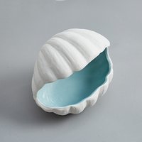 Assiette en céramique en forme de coquillage pour bijoux — Rangement et présentation