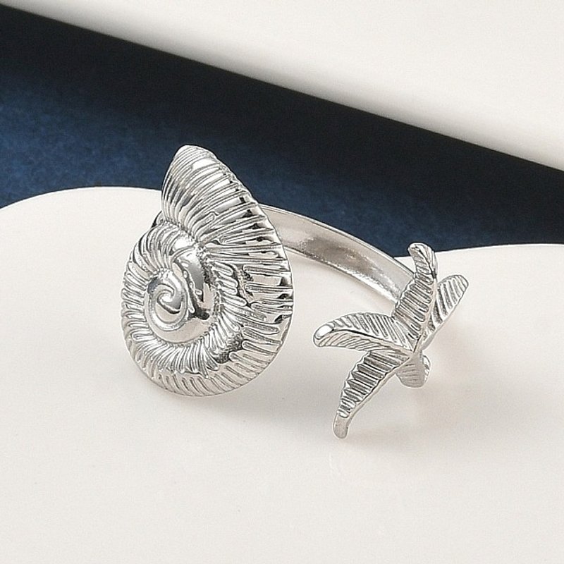 304 Stainless Steel Open Cuff Ring for Women - Starfish Design — Costume Jewelry