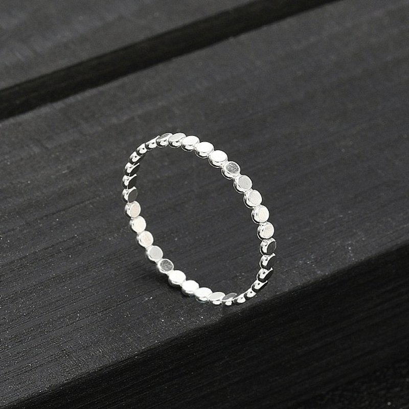 925 Sterling Silver Flat Beaded Band Ring for Women, Size 6 — Costume Jewelry