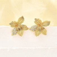 Boucles d'oreilles en zircone cubique micro pavé en laiton, plaqué or 18K — Bijoux fantaisie