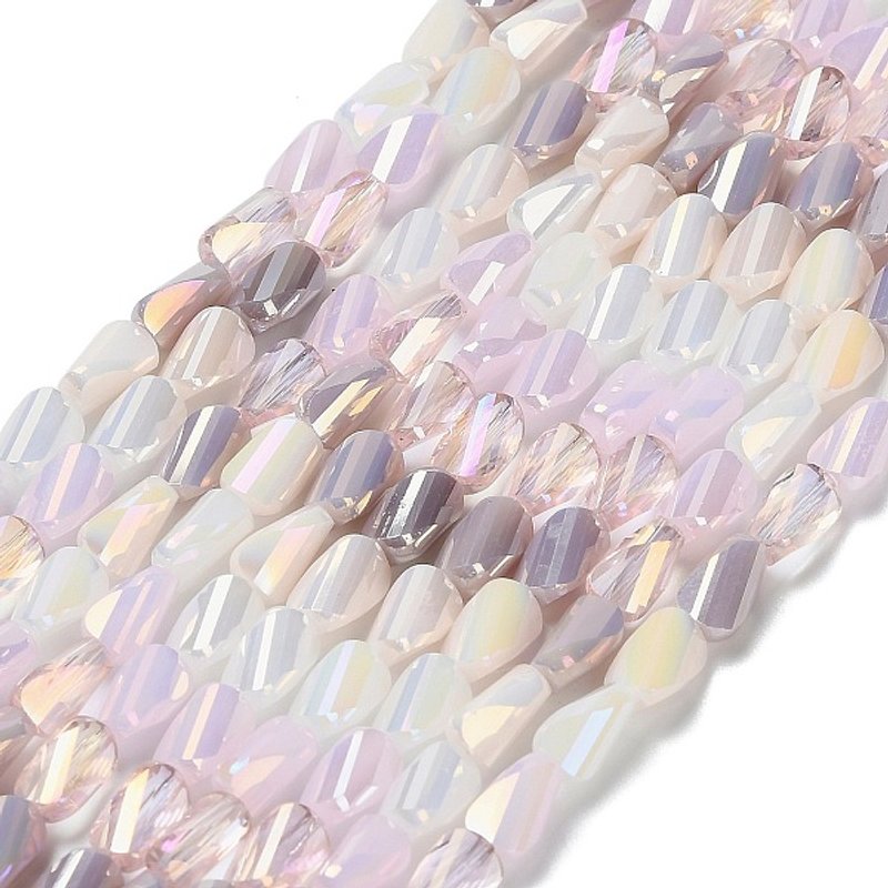Brins de perles en verre électroplaqué, rectangle torsadé facetté, brun rosé — Perles à bijoux