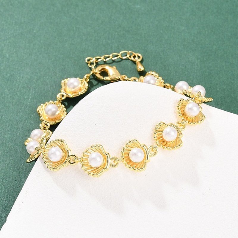 Bracelet Chaîne en Lien en Forme de Coquillage Perlé pour Femmes — Bracelet Femme