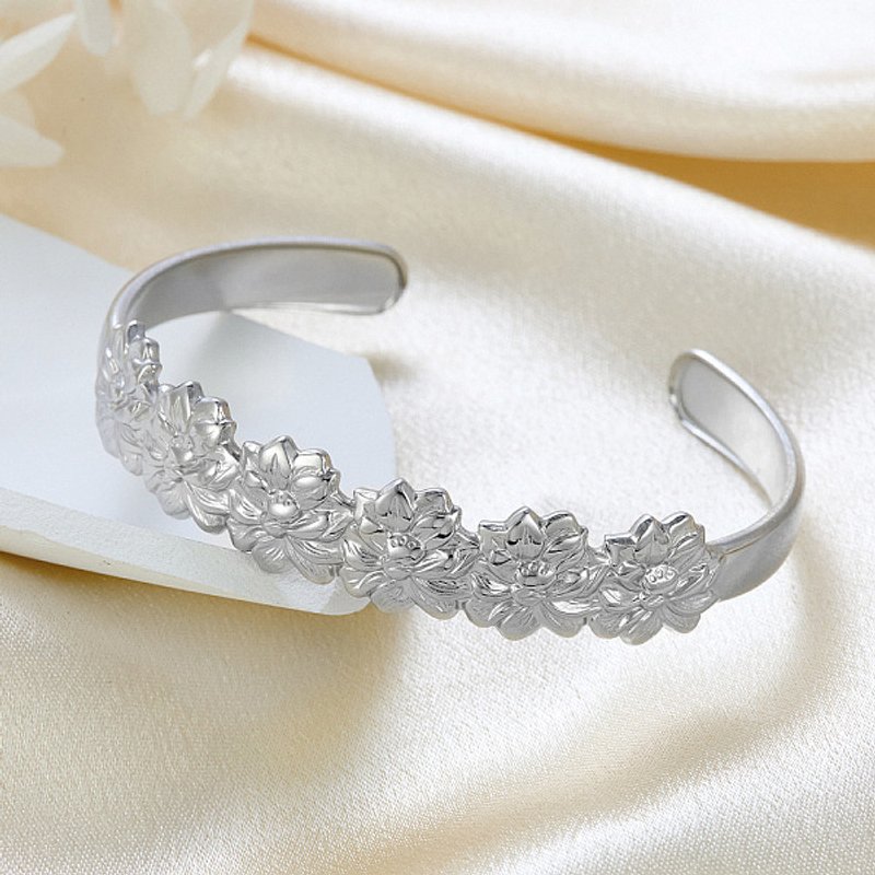 Bracelet Cuff Fleuri en Acier Inoxydable 304 pour Femmes — Bracelet Femme