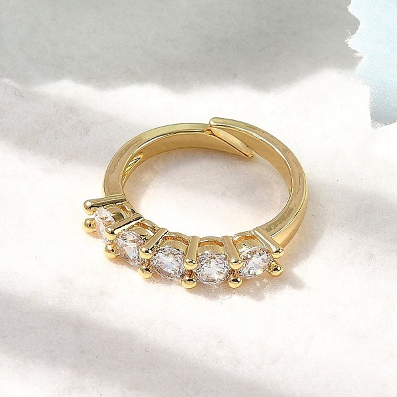 Bague en Zircon Cubique Micro Pave en Laiton, Plaqué Or 18K, Taille 7 1/4 — Bijoux fantaisie