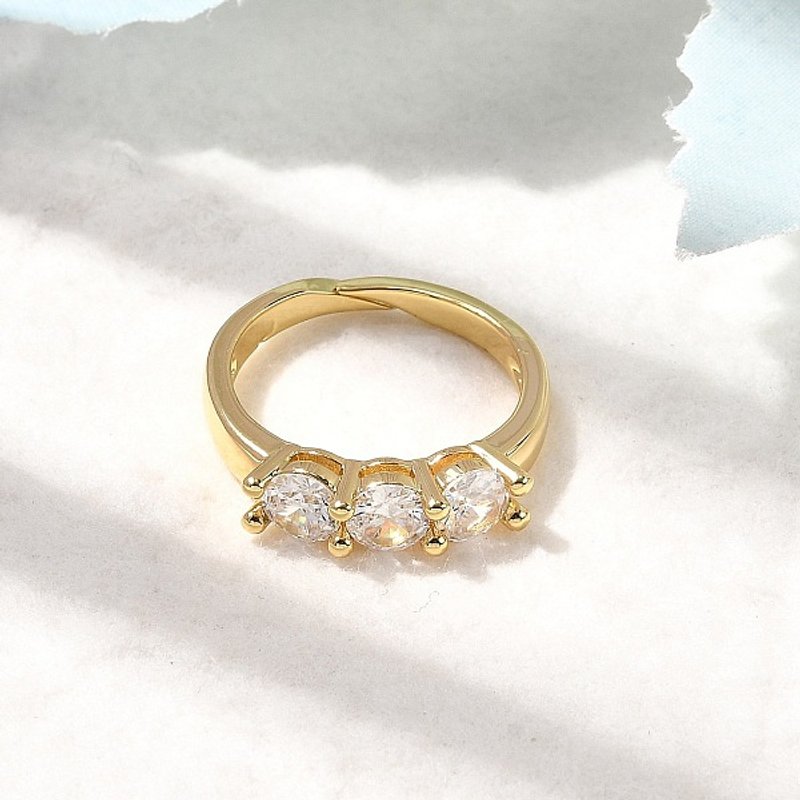 Bague en Zircon Cubique Micro Pave en Laiton, Plaqué Or 18K, Taille 7.25 — Bijoux fantaisie