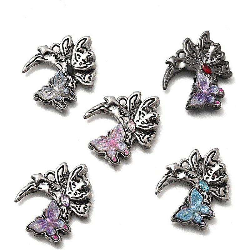Pendentif en alliage de strass en forme de papillon avec résine en argent antique — Breloques et pendentifs
