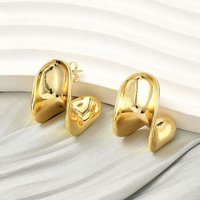 Curved Oval Brass Stud Earrings, 18K Gold Plated, Cadmium & Lead Free — Costume Jewelry