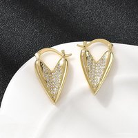 Boucles d'oreilles créoles en laiton avec zircon cubique clair en micro pave — Boucles d'oreilles créoles