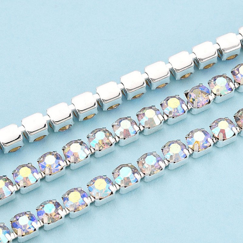 Brass Rhinestone Strass Chains with Spool, Silver Color Plated — Chains, Wire & Cord