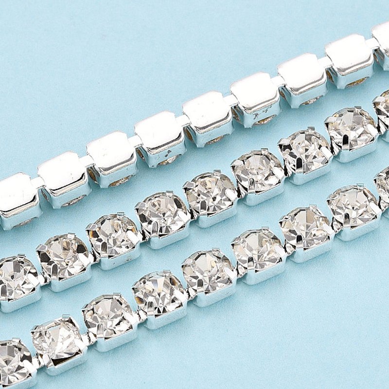 Brass Rhinestone Strass Chains with Spool, Silver Plated, 5mm, 10 Yards