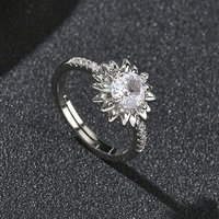 Flower Brass Finger Rings with Clear Cubic Zirconia for Women
