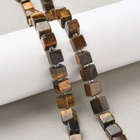 Brins de perles cubes en œil de tigre naturel avec perles de rocaille
