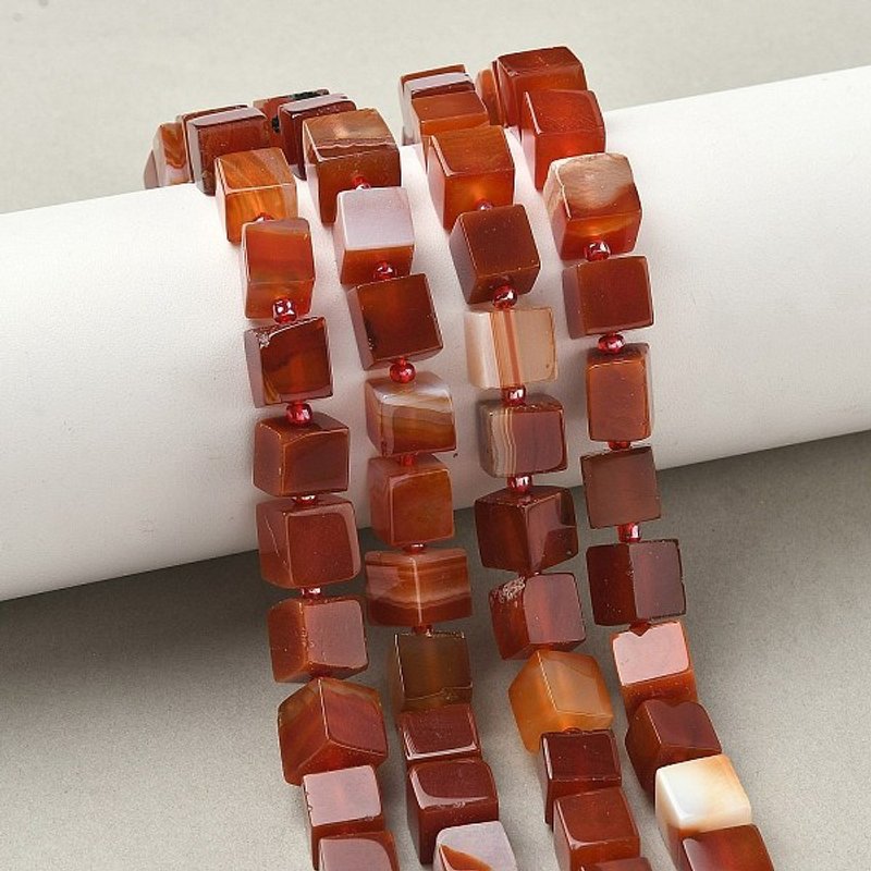 Perles Cubiques en Agate Banded Naturelle avec Perles de Graines, Rouge — Perles à bijoux