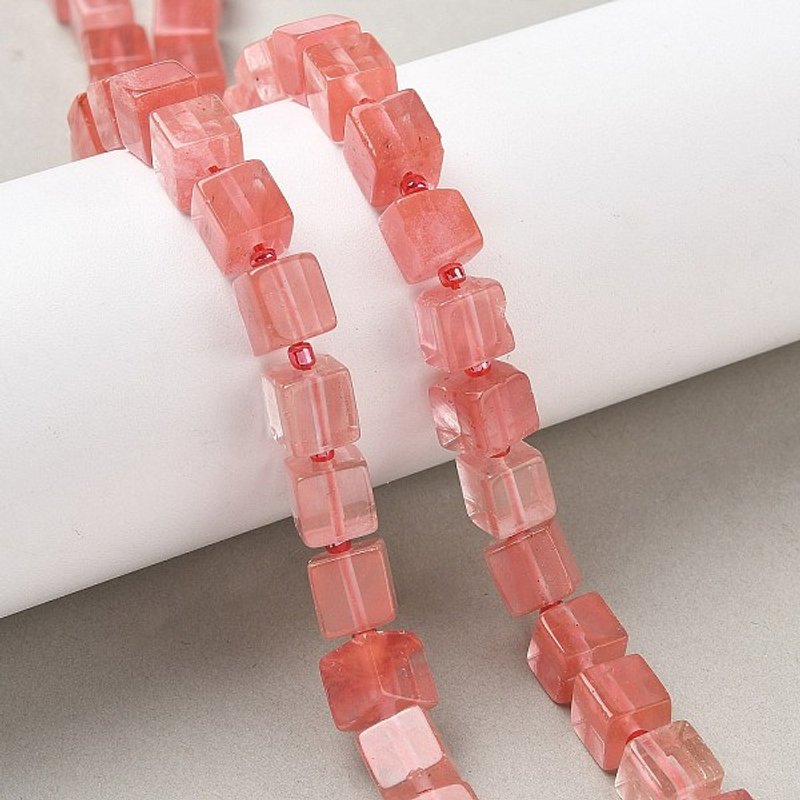Brins de perles en verre Quartz Cerise, cube avec perles de rocaille, 38-39 pcs — Perles à bijoux