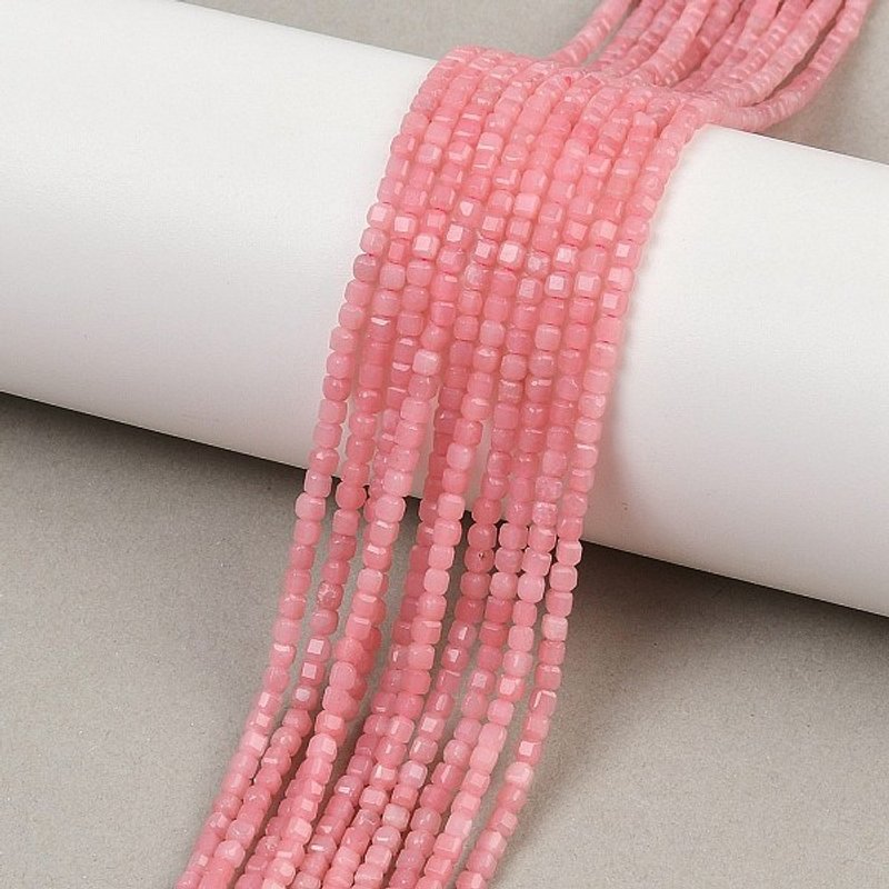 Brins de perles en opale rose naturel, cubes facettés, 2mm, 177pcs — Perles à bijoux