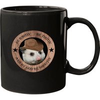 Mug mignon avec un opossum et un chapeau de cowboy