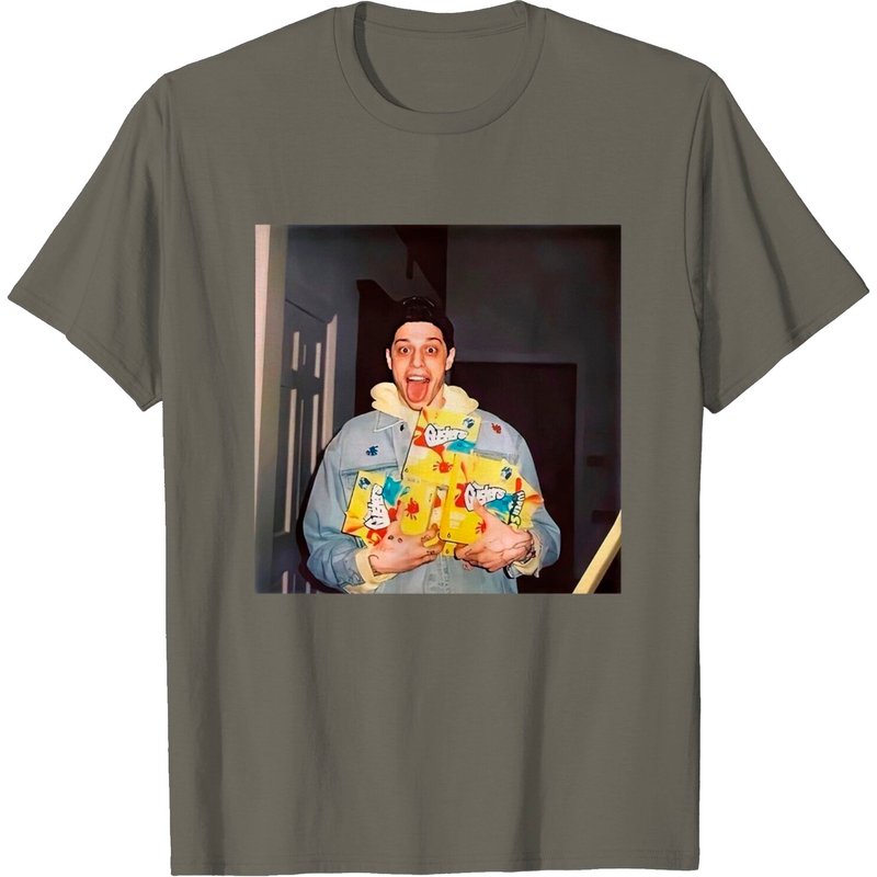 T-shirt classique de Pete Davidson avec paquets de Gushers