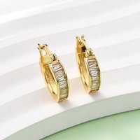 Boucles d'oreilles créoles en laiton avec zircon cubique clair, plaqué or 16K — Boucles d'oreilles créoles
