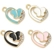 Pendentif en forme de cœur avec papillon, or clair, couleur mixte — Breloques et pendentifs