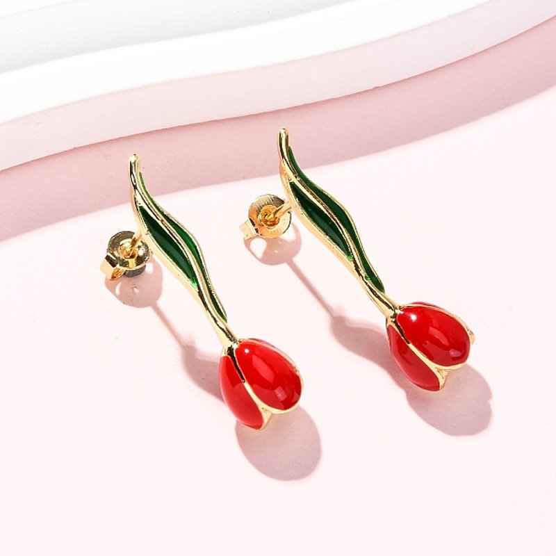 Boucles d'oreilles en laiton émaillé, tulipe dorée et rouge — Bijoux fantaisie