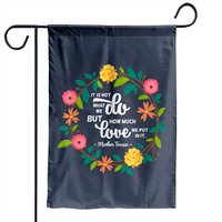 Drapeau de jardin avec citation de Sainte Teresa de Calcutta - Impression recto-verso — Drapeaux décoratifs