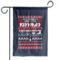 Merry Kissmas Garden Flag for Outdoor Use — Decorative Flags