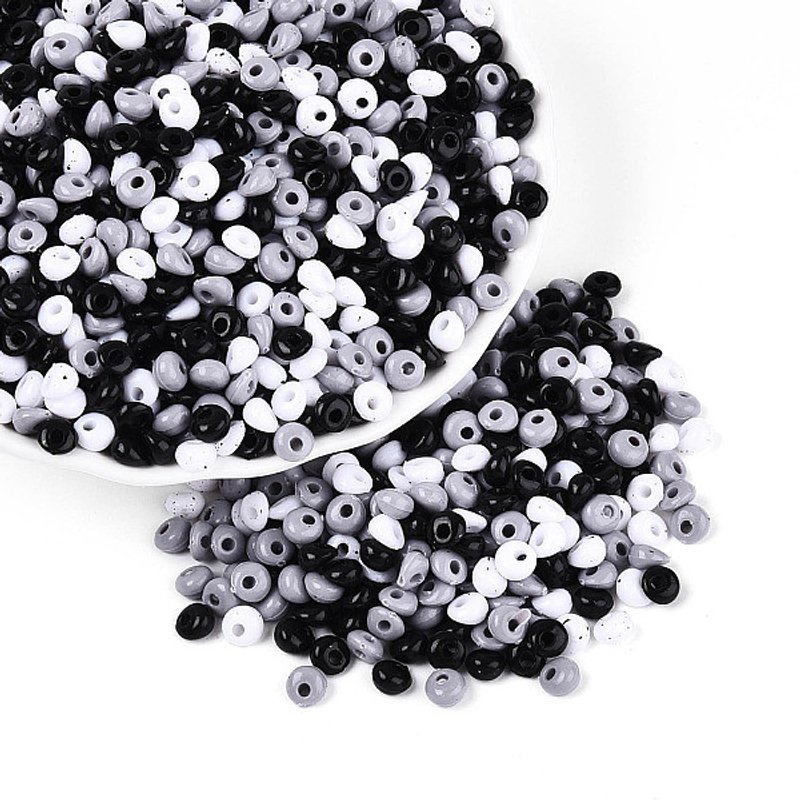 Perles en acrylique noires en forme de goutte, 5x5x3mm, 11630pcs/500g — Perles à bijoux