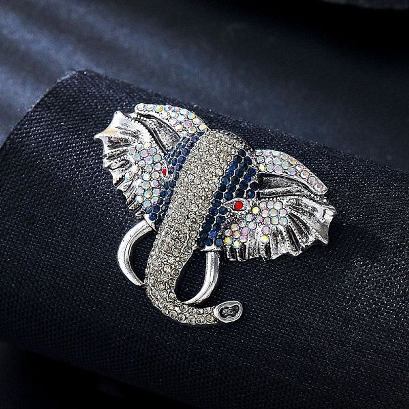 Broche en alliage de strass éléphant, épingle à revers argent antique — Broches