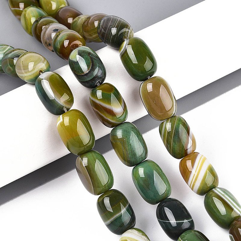 Fil de perles d'agate naturelle teintées, baril jaune-vert, 15,35 pouces — Perles à bijoux
