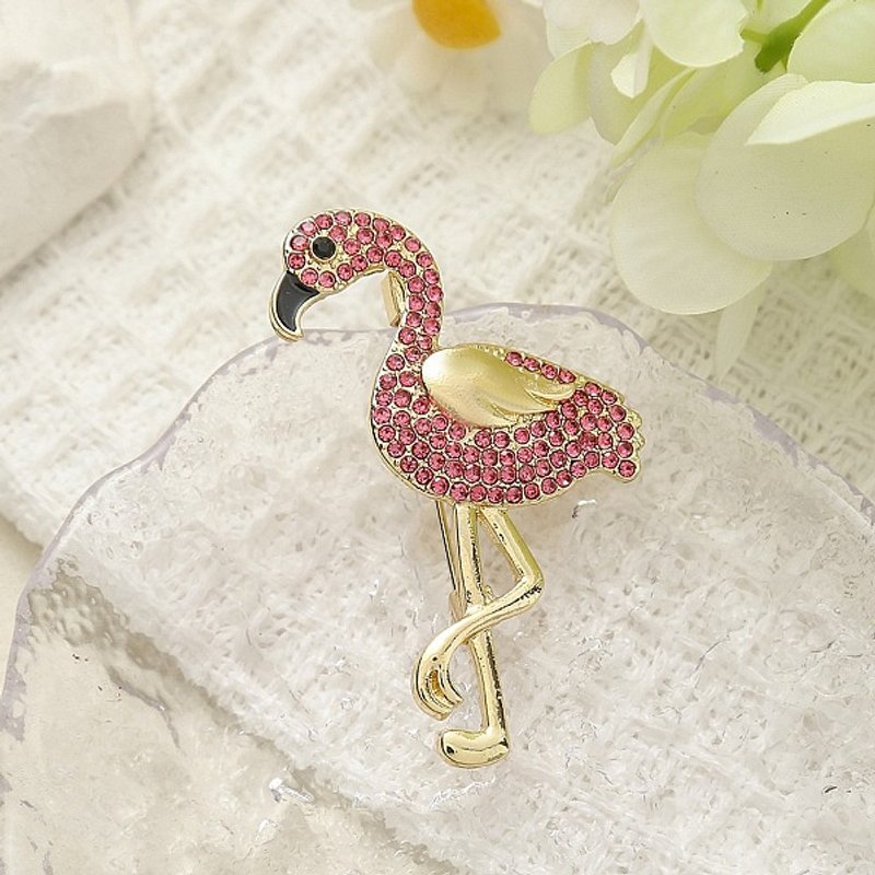Broche en alliage d'animaux en forme de flamant rose pour vêtements — Broches