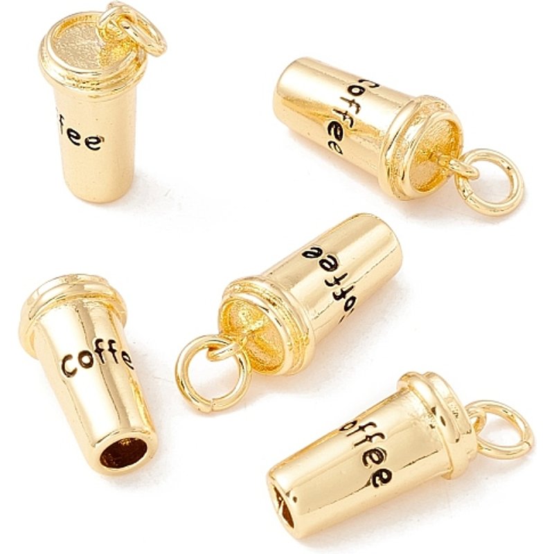 Pendentif en laiton en forme de tasse à café avec plaquage en or 18K — Breloques et pendentifs