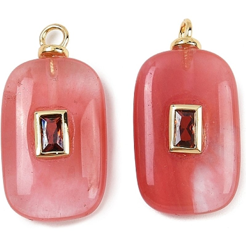 Pendentifs en verre de quartz cerise avec éléments en micro pavé en laiton — Breloques et pendentifs