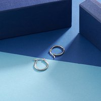 Boucles d'oreilles créoles hypoallergéniques en acier inoxydable résistant au ternissement — Boucles d'oreilles créoles