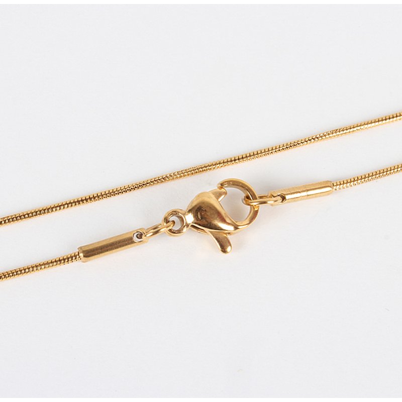 Collier en Chaîne Serpentine en Acier Inoxydable avec Fermoir Mousqueton — Collier pendentif