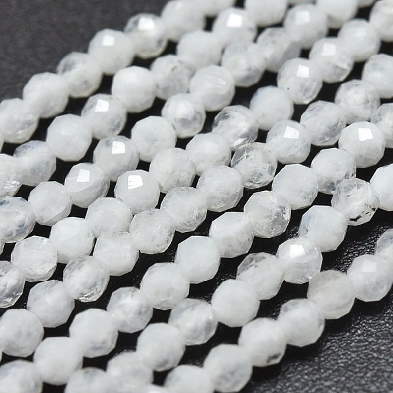 Fil de perles naturelles en pierre de lune arc-en-ciel, rondes, facettées, 2mm — Perles à bijoux